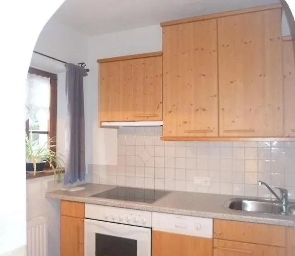 Landhaus Strickenmacher Lägenhet Sillian