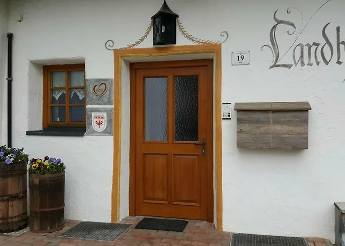 Landhaus Strickenmacher * Sillian