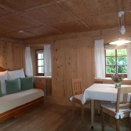 Landhaus Strickenmacher Апартаменты *